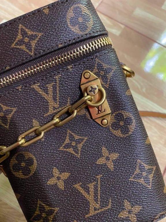 Louis Vuitton LV phone case bag with date code, Luxury, Bags & Wallets on  Carousell
