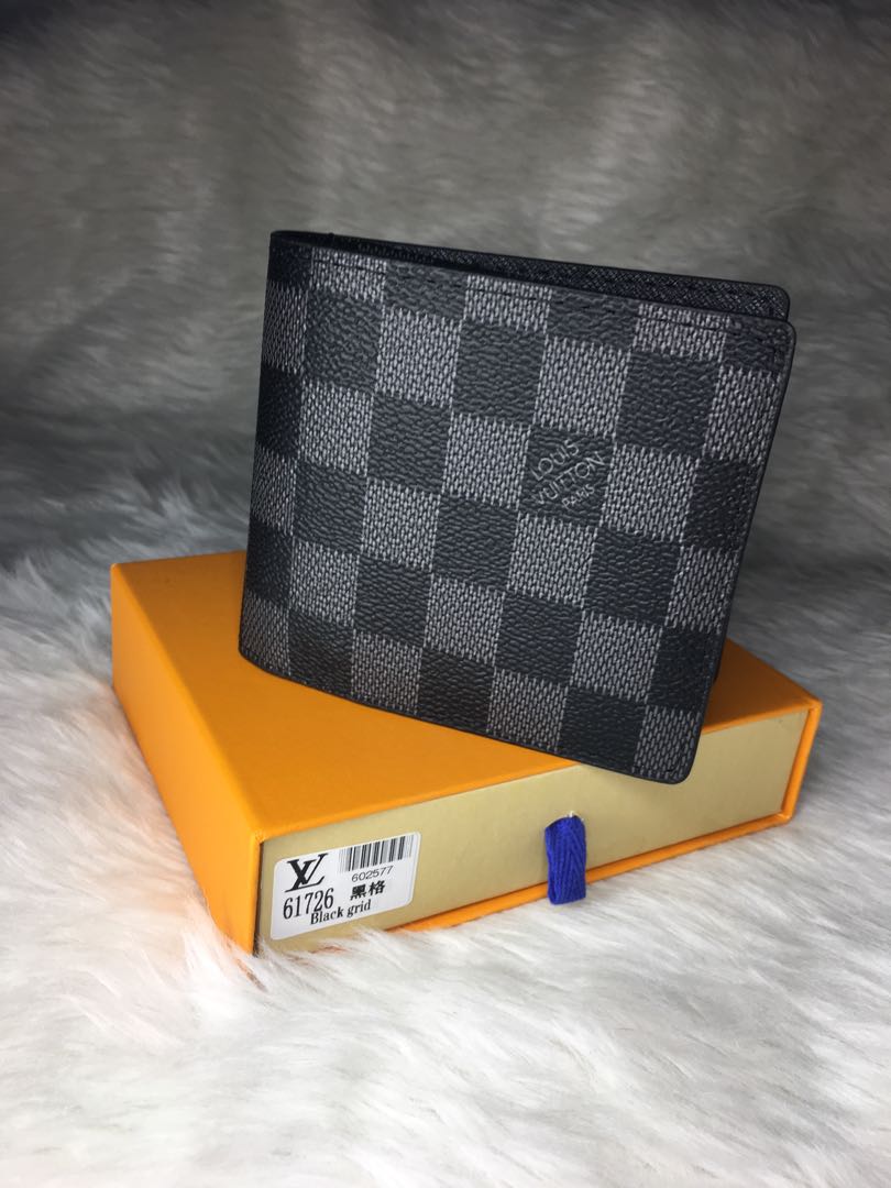 LV bi-fold men's wallet Black Damier, Men's Fashion, Watches & Accessories,  Wallets & Card Holders on Carousell