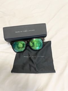 （分類：）位於 。 由 chillyandpanda 提交（商品編號 1066189236，圖片 1）。簡介： 。