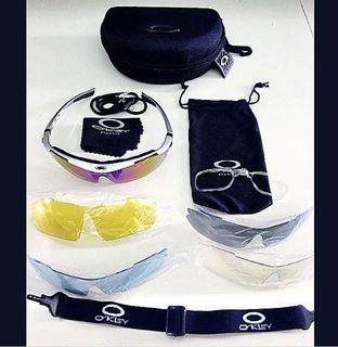 (Category: ) located in . Submitted by shopcheapmonday (Listing ID 1066182317, Image 1). Description: .