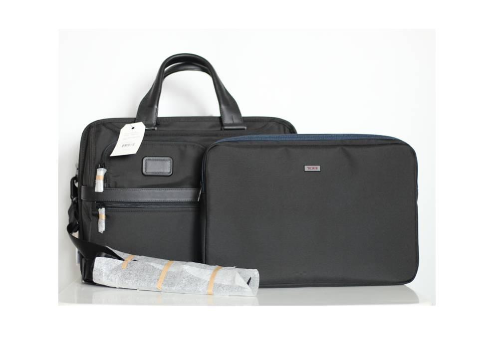 New Tumi 26141D2U Alpha 2 Expandable Organizer Computer Brief / 17