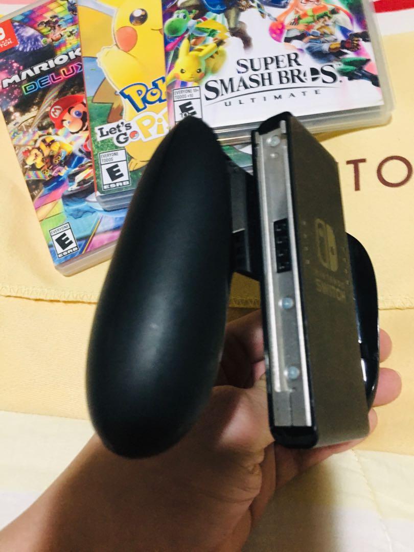 NINTENDO SWITCH: Handheld Grip (Category: Nintendo) located in Bacoor. Submitted by honestyshop (Listing ID 1066073809, Image 3). Description: ORIGINAL ✅.
