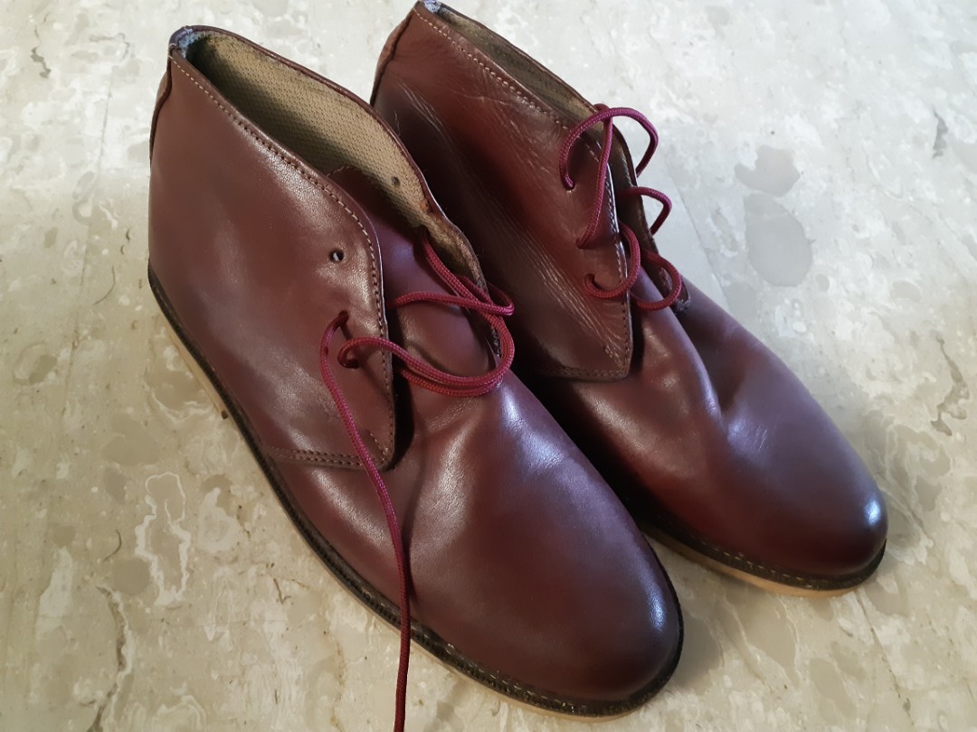 oxblood chukka