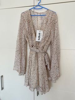 （分類：）位於 。 由 destexhe 提交（商品編號 1066022403，圖片 1）。簡介： 。