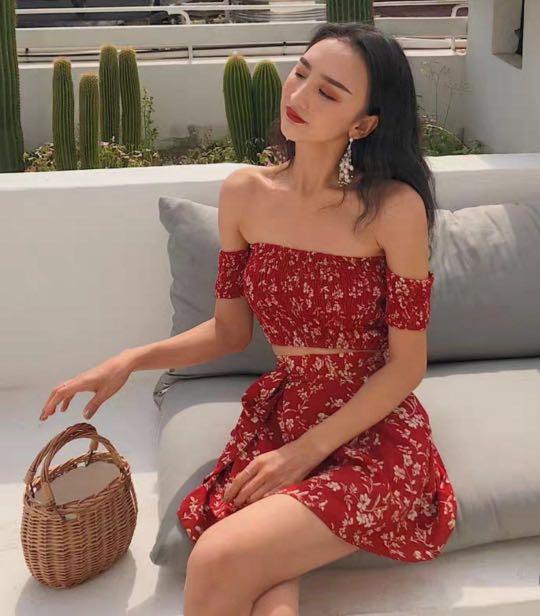 Red floral two piece set clearance