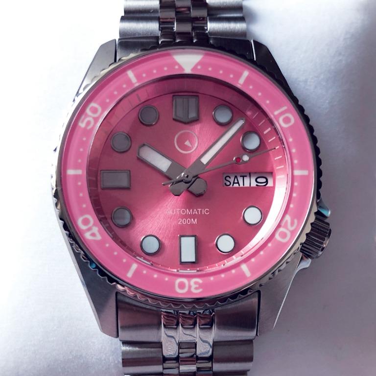 Pink dive watch hotsell