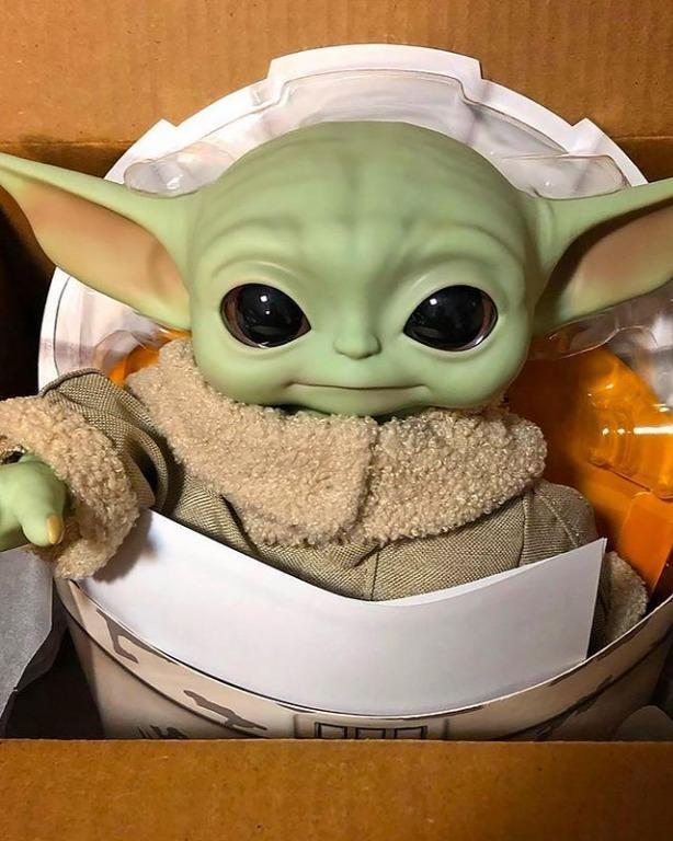 Star Wars The Child Plush Toy, 11-inch Small Yoda-like Soft Figure from The  Mandalorian 