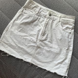 (Category: ) located in . Submitted by kondocloset (Listing ID 1066039714, Image 1). Description: .
