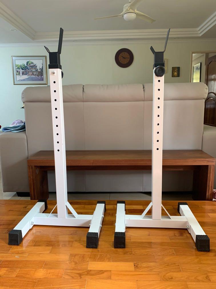 Used squat rack, Sports Equipment, Exercise & Fitness, Cardio & Fitness