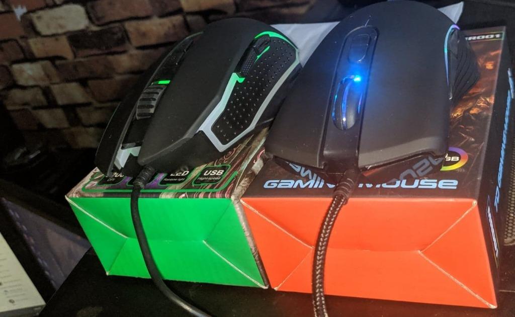 Zeus M550 Black Mamba mouse with free mousepad, Computers & Tech, Parts