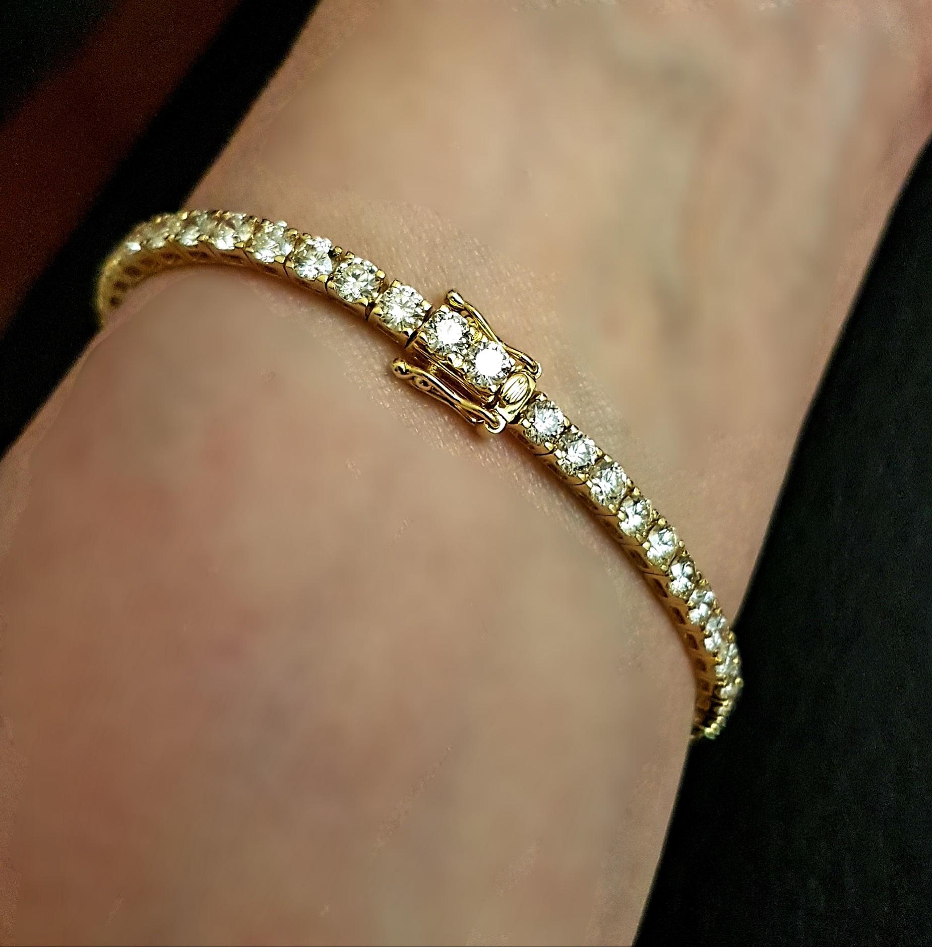 Gold diamond hotsell tennis bracelet