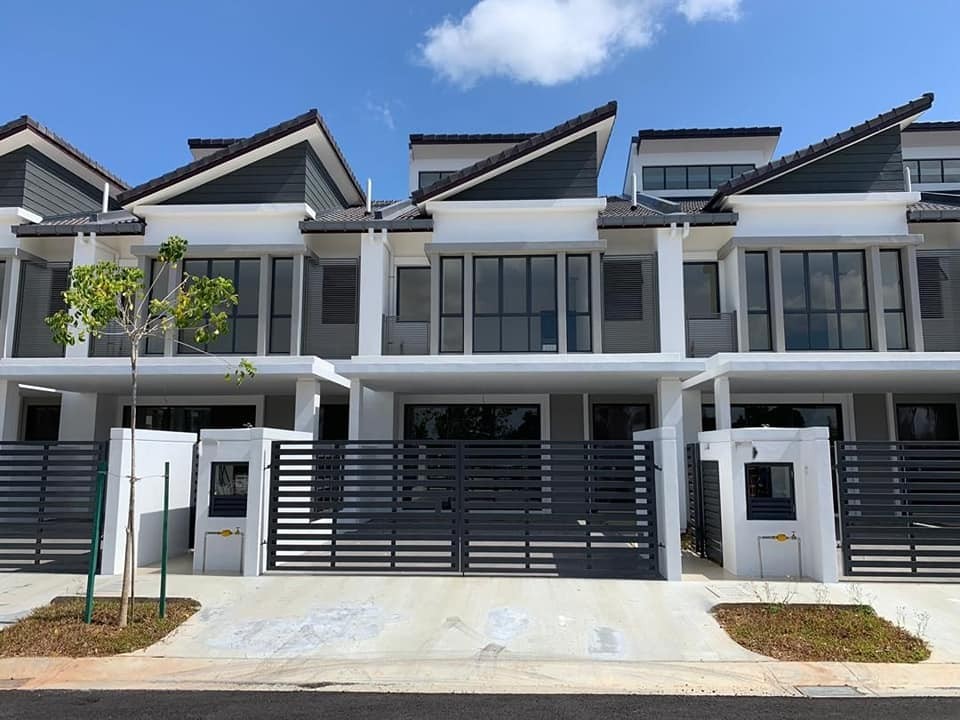 house for sale in selangor below 300k
