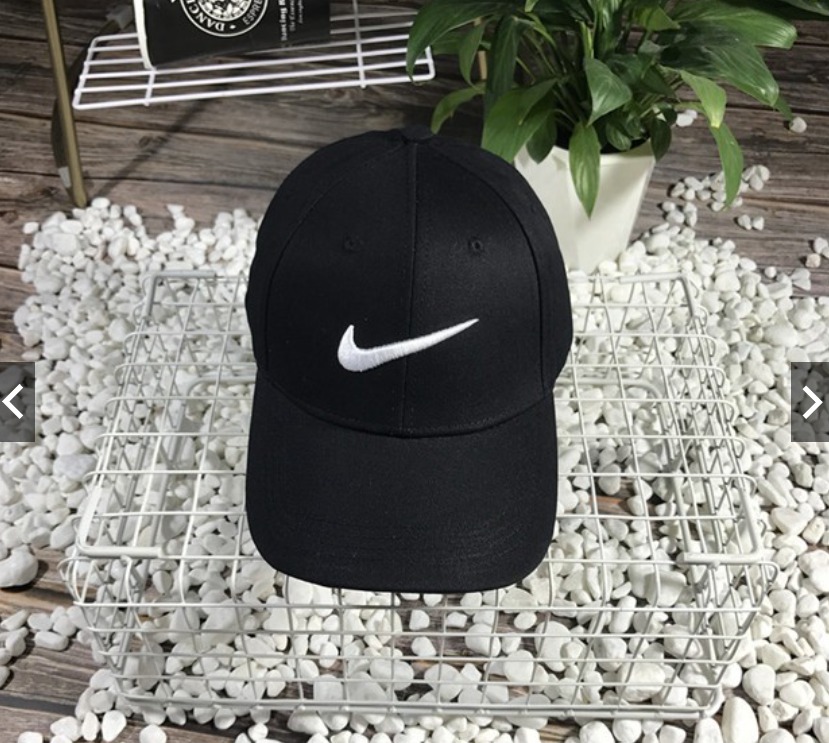 black nike cap