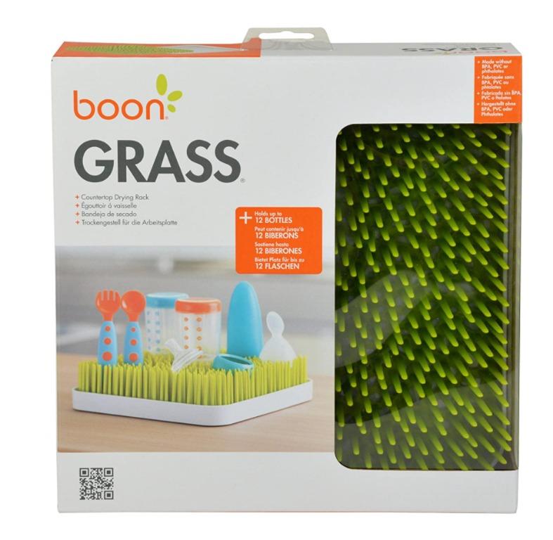 Boon Grass Countertop Baby Bottle Drying Rack, Green (Category: Weaning & Toddler Feeding) located in Marikina City. Submitted by skowshop (Listing ID 1060250113, Image 2). Description: A fresh take on drying racks. From bottles to pacifiers, Grass holds all your baby accessories as they air dry on the flexible blades that resemble real grass. Water drains into the lower tray, where it's completely contained. And it's got a sweet, natural presenc