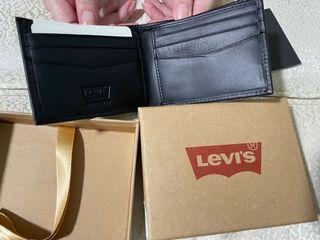 Brand new Levi’s Men’s wallet
