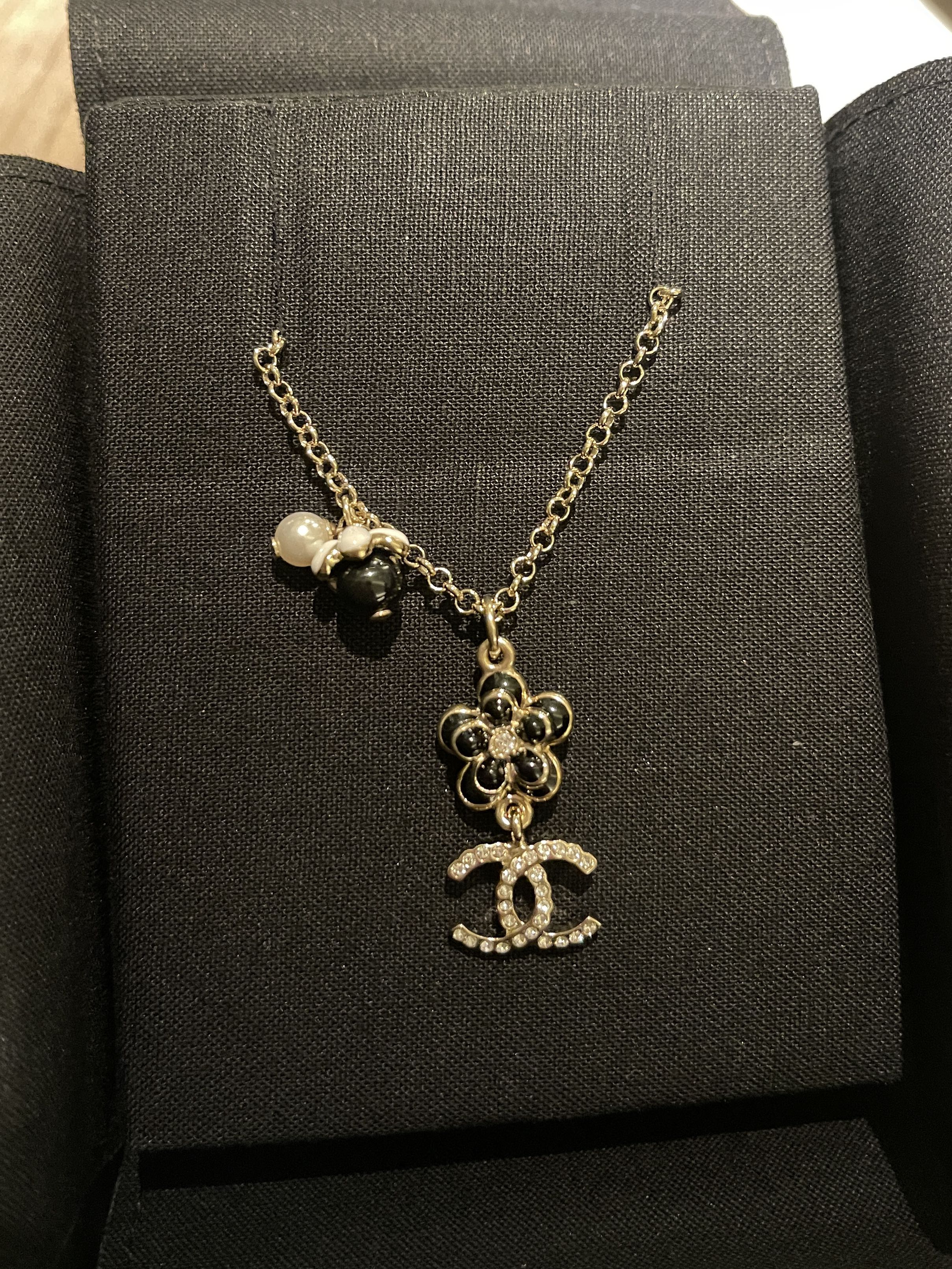 Chanel necklace clearance 2021
