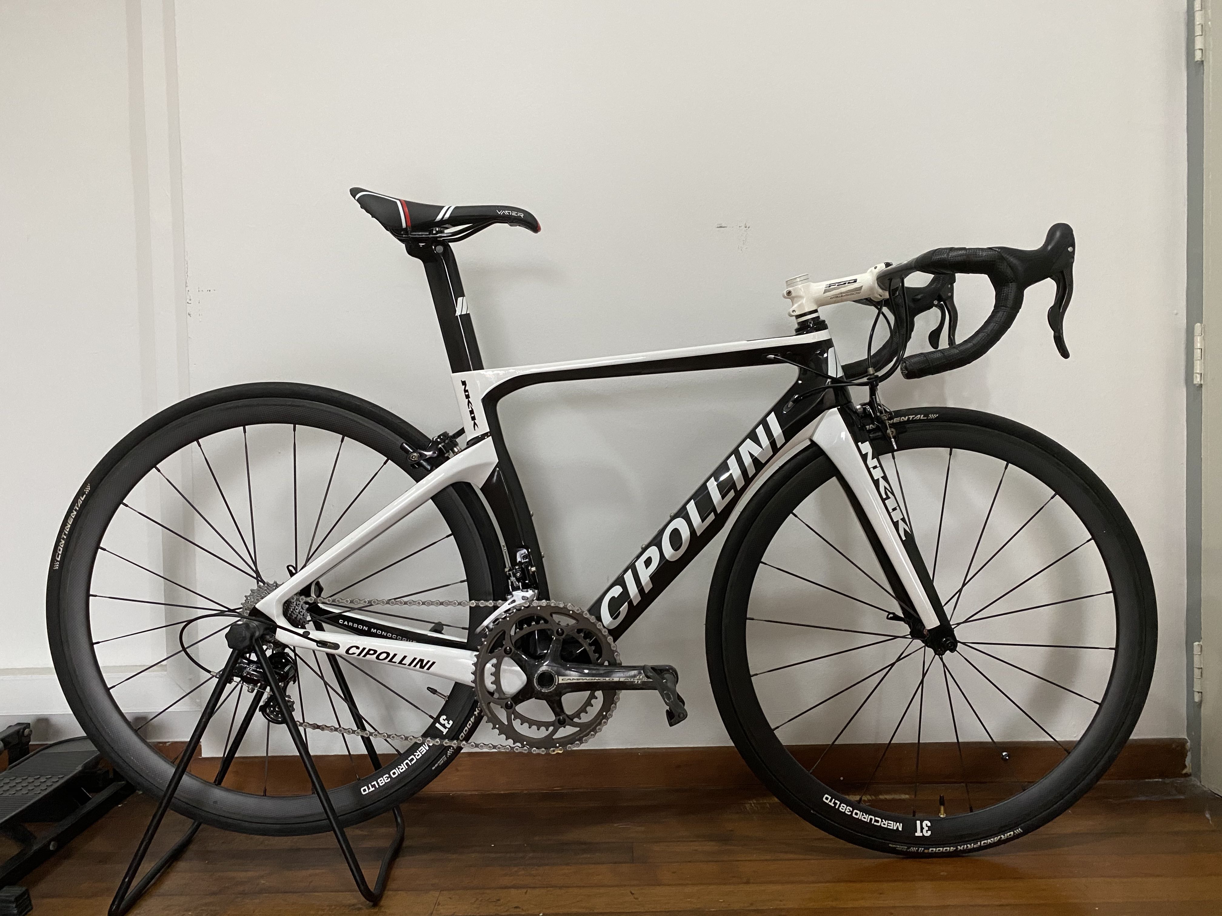 Cipollini NK1K Carbon Road Bike Sports Equipment Bicycles