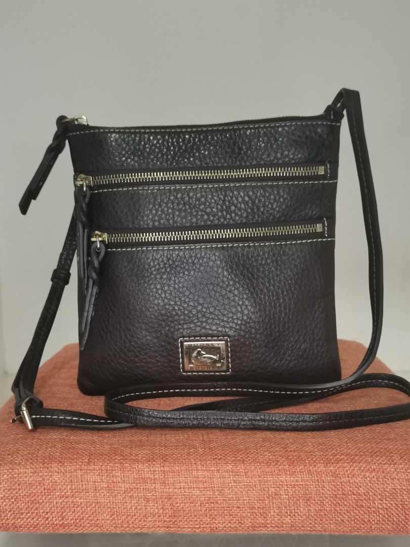 Dooney and bourke triple zip crossbody bag leather outlet