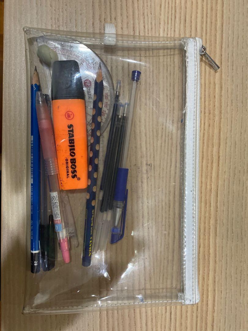 what's in my pencil case 2021 