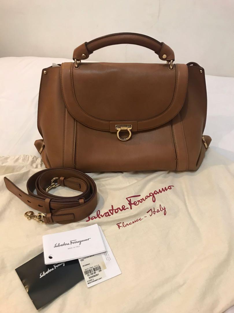 Ferragamo suzanna deals bag