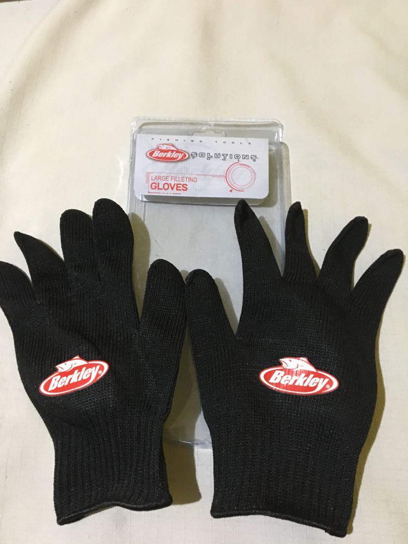 Fish Vendor Seller Gloves, Everything Else, Others on Carousell