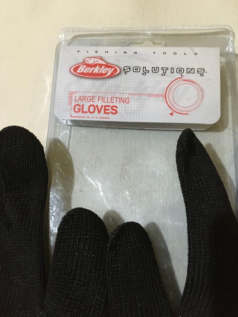 Fish Vendor Seller Gloves (Category: Everything Else Others) located in Rizal. Submitted by idealgadgets (Listing ID 1060308375, Image 2). Description: I’m selling this item for Php 700 Berkley Filleting Gloves I do accept meet up and shipping.
