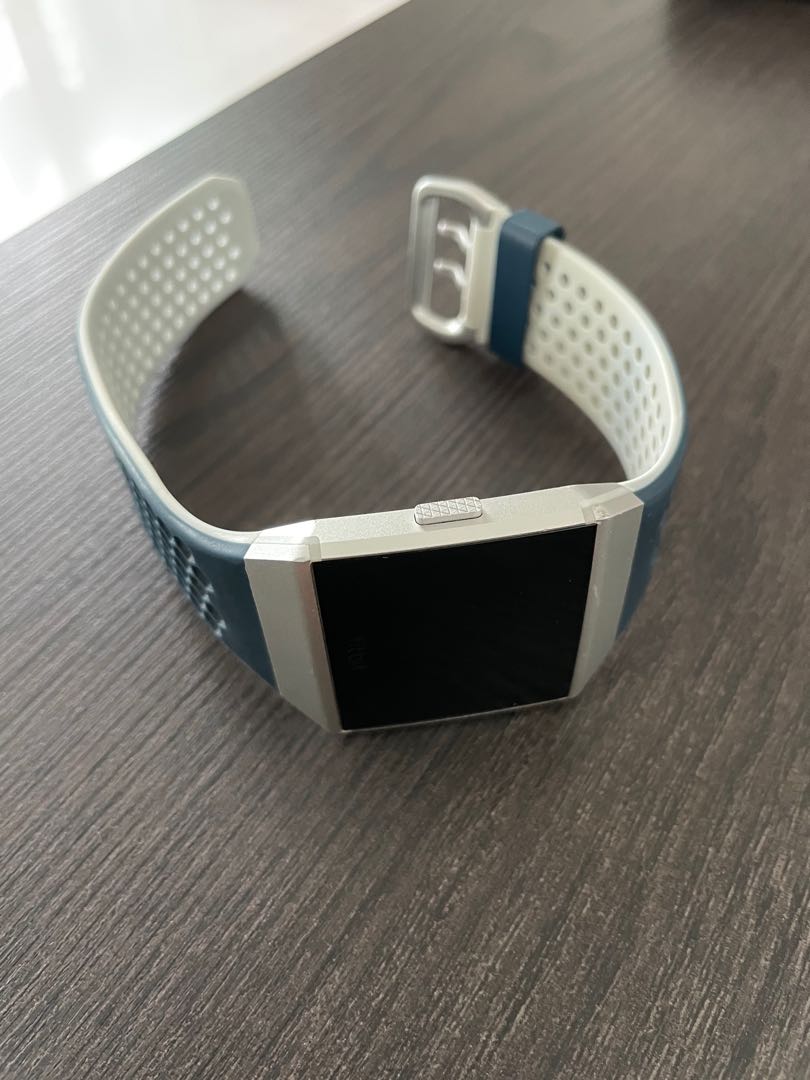 Adidas fitbit versa clearance
