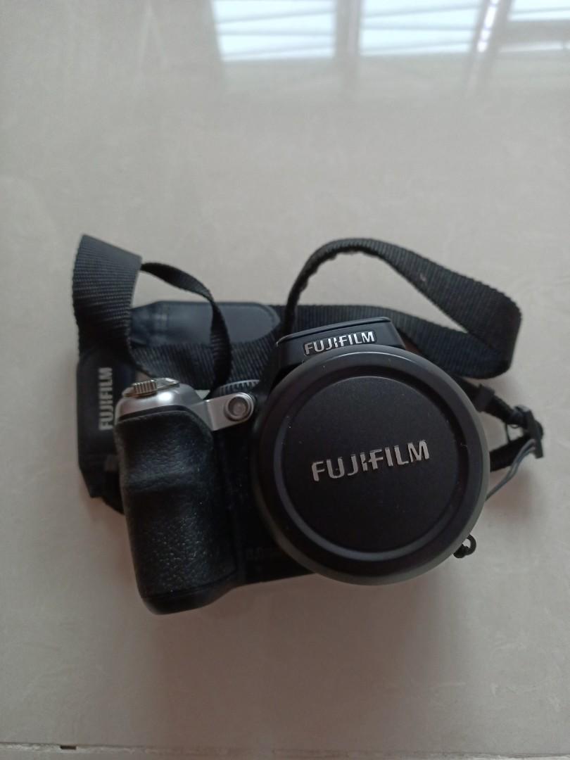 Tanzania Geplooid aankleden Fujifilm Finepix S8000 Digital Camera with bag, Photography, Cameras on  Carousell