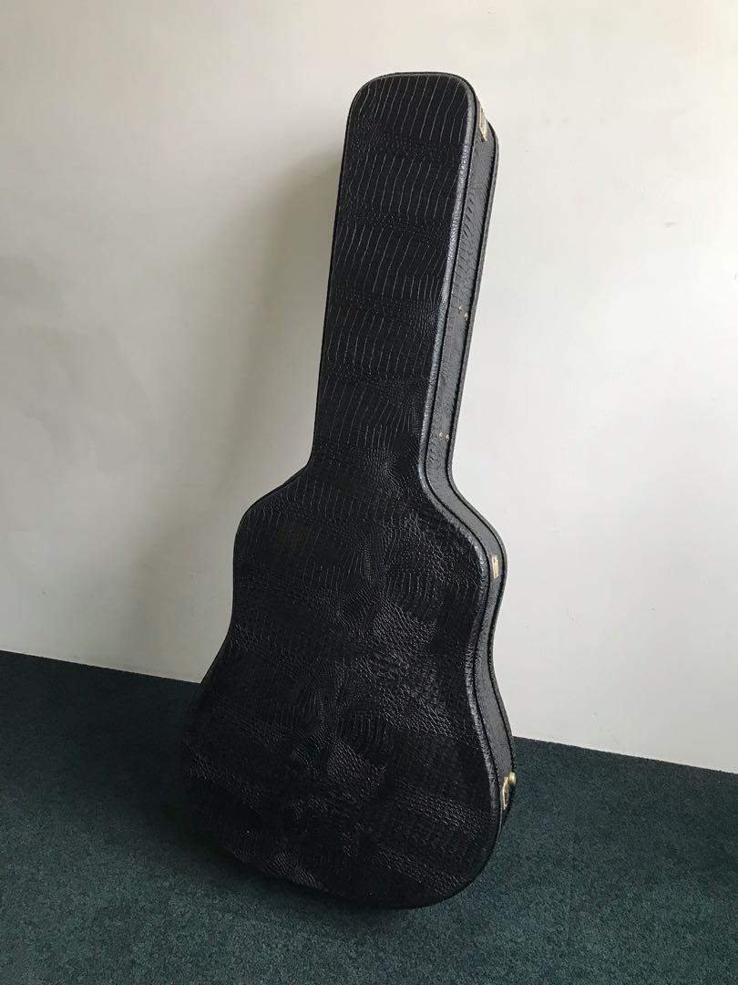 lag guitar case