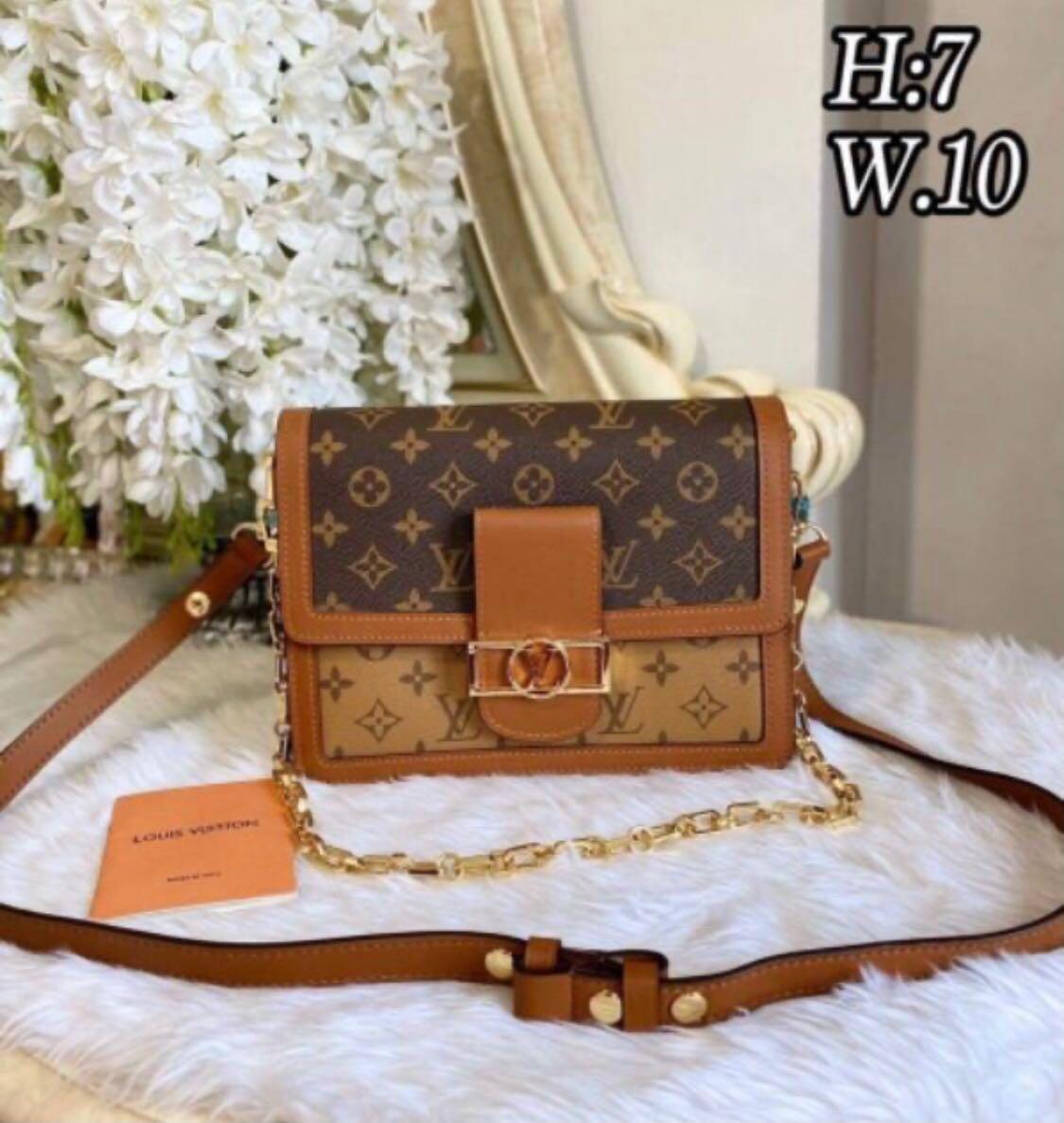 READY STOCK💯% AUTHENTIC LOUIS VUITTON DAUPHINE MM MONOGRAM CANVAS, Women's  Fashion, Bags & Wallets, Purses & Pouches on Carousell