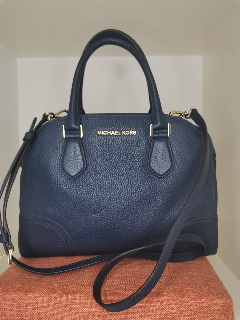 Michael kors on sale hattie bowling bag