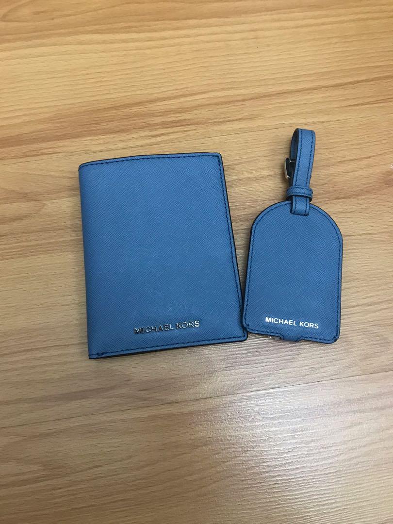 Michael kors passport holder and luggage tag clearance