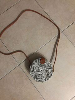 (Category: ) located in . Submitted by sitii2344 (Listing ID 1060200586, Image 1). Description: .