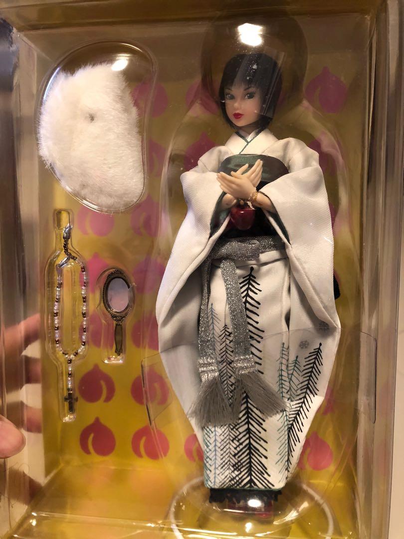 Momoko Doll 12寸figures公仔和服版, 興趣及遊戲, 玩具& 遊戲類- Carousell