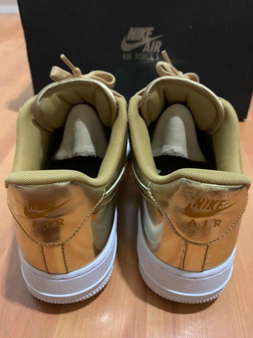 Nike Air Force 1 SP metallic gold US8.5 preloved sneakers Men s Fashion Footwear Sneakers on Carousell