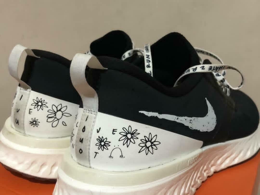 nike odyssey react nathan bell