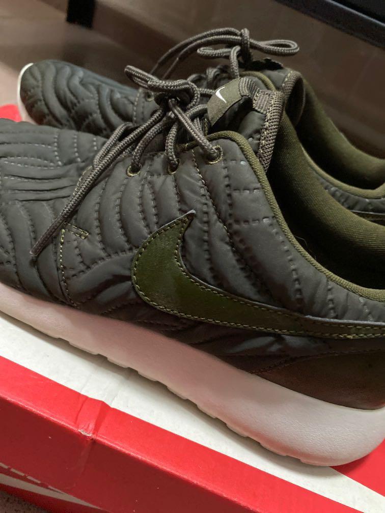 wmns nike roshe one prm