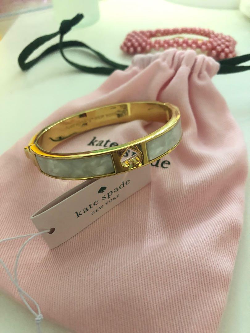 original Kate Spade bangle in marble Women s Fashion Jewelry