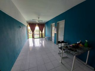 (Category: ) located in . Submitted by septzz (Listing ID 1060390824, Image 1). Description: .