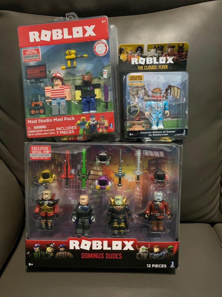 Roblox Dominus Dudes Four Figure Pack [Includes Exclusive Virtual