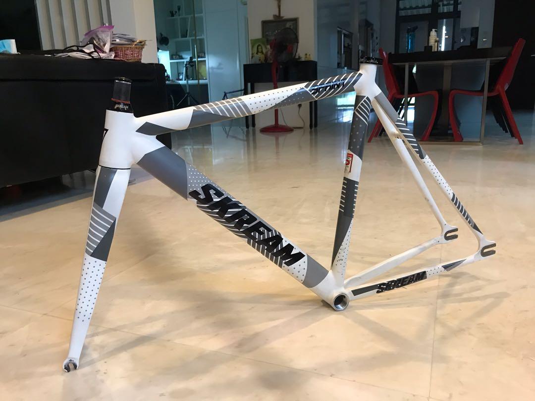 Skream Sprint V3 White, Sports Equipment, Bicycles & Parts