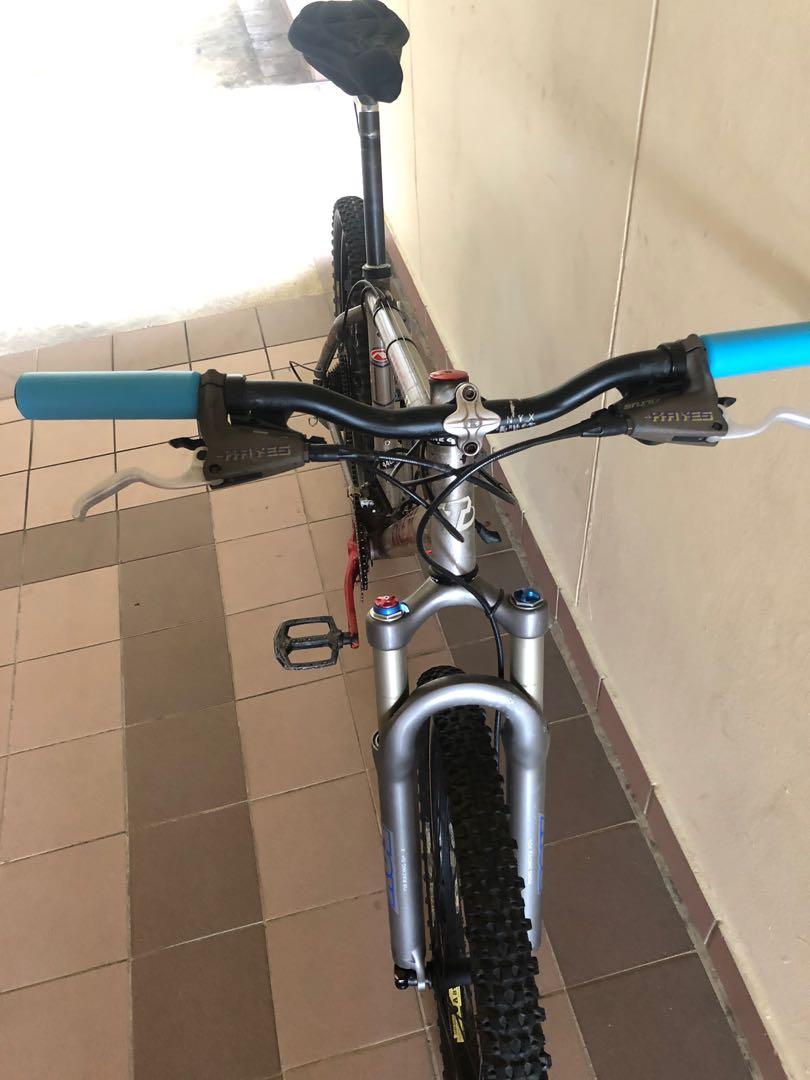 Trek 8000 lt fox suspension Sports Equipment Bicycles Parts