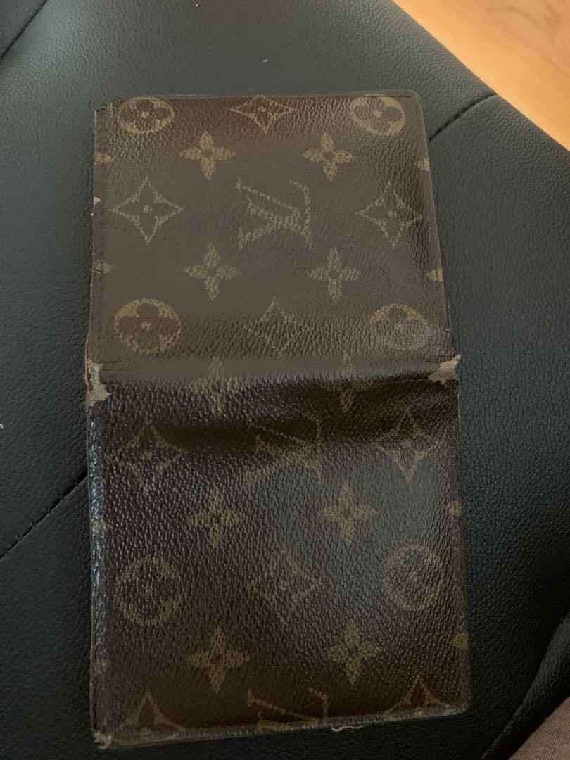 louis vuitton saffiano leather