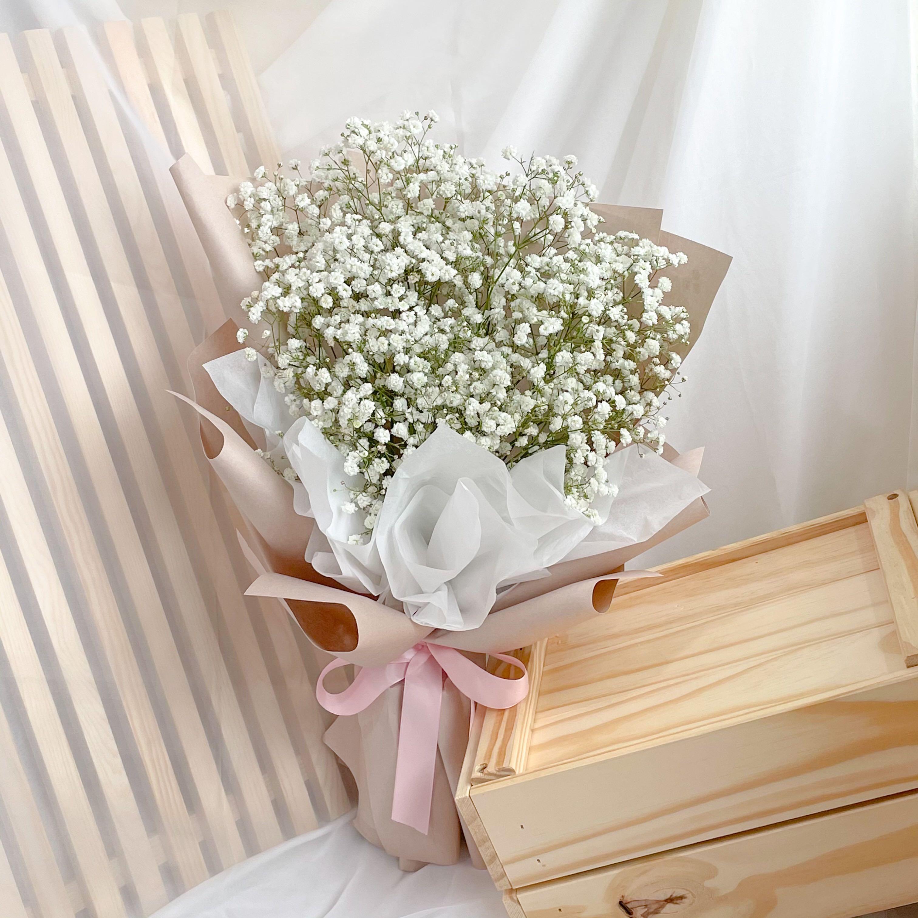 White Baby Breath Bouquet Fresh Flowers Fresh Flowers Bouquet Fresh Baby Breath Bouquet Sg Florist Sg Florists Sg Flower Shop Anniversary Birthday Gardening Flowers Bouquets On Carousell