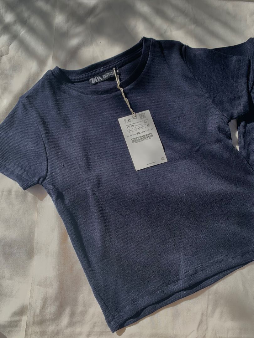 Zara basic top dark blue, Women's Fashion, Tops, Others Tops on Carousell