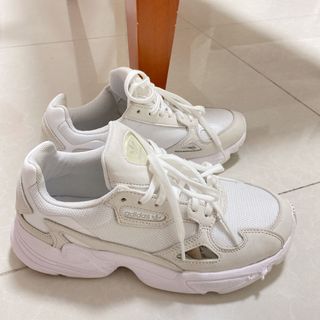 （分類：）位於 。 由 winnnnnnmm 提交（商品編號 1066360054，圖片 1）。簡介： 。
