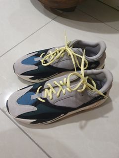 Adidas yeezy wave runner 800 top