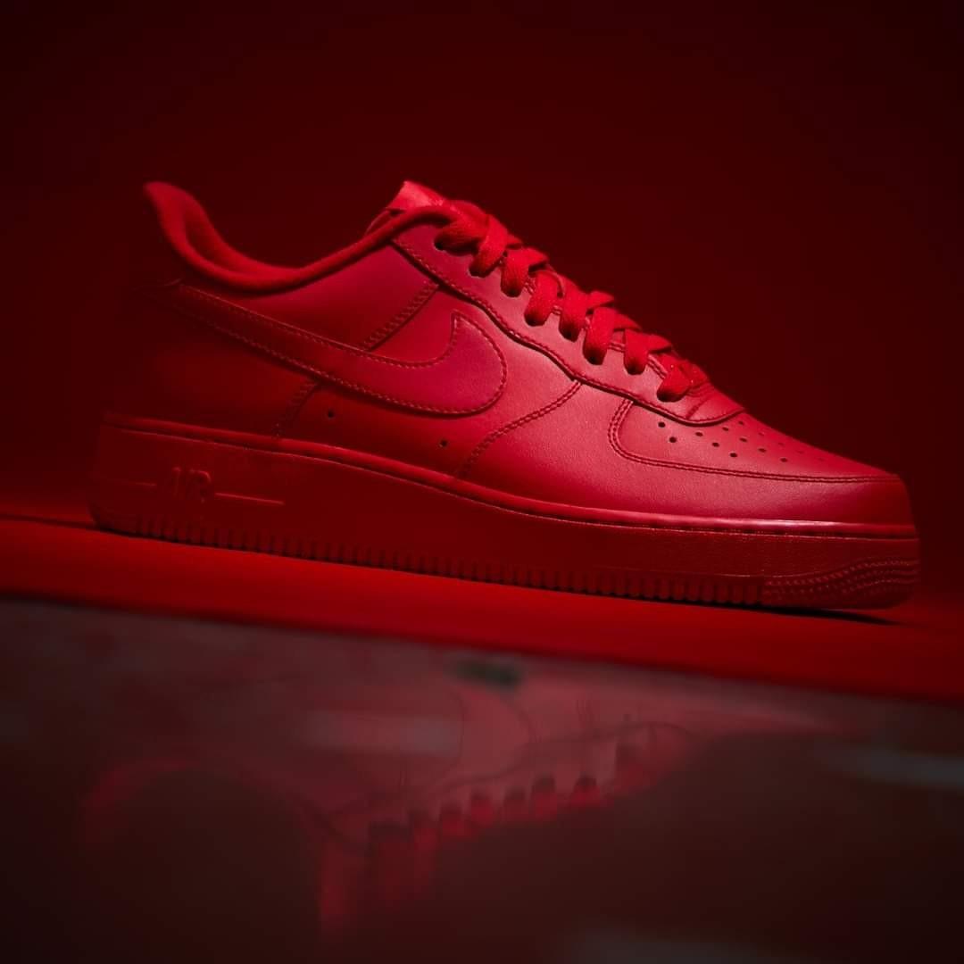 Triple red clearance air force 1
