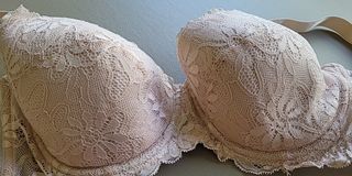 (Category: ) located in . Submitted by trinity.lingerie (Listing ID 1066221097, Image 1). Description: .
