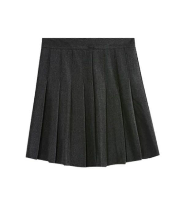 Black pleated skirt next clearance